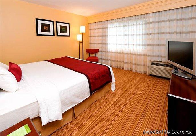Courtyard By Marriott Pensacola Hotel Ferry Pass