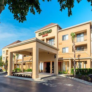 Hotel Courtyard By Marriott Pensacola